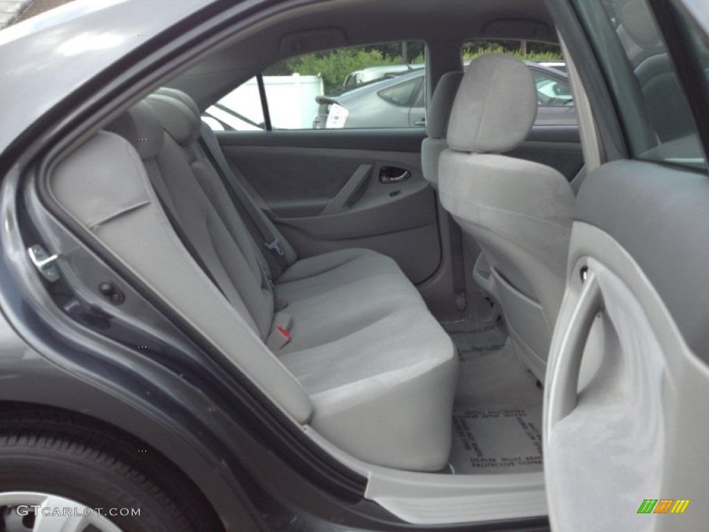 Ash Gray Interior 2010 Toyota Camry LE Photo #66458775