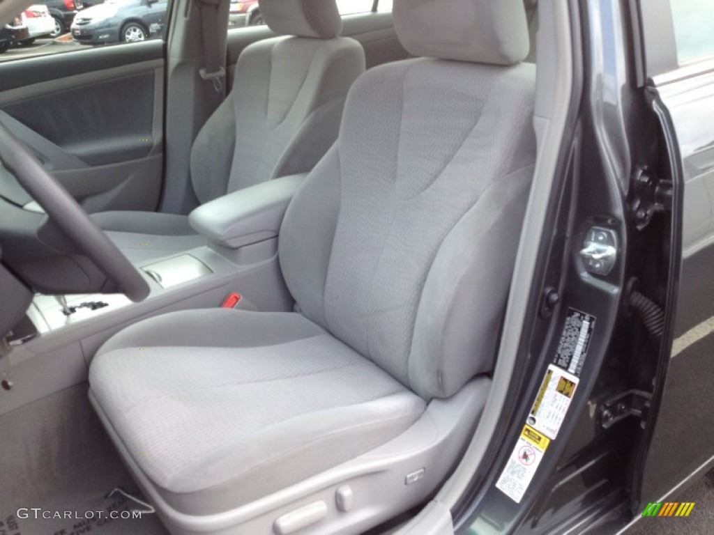 Ash Gray Interior 2010 Toyota Camry LE Photo #66458805