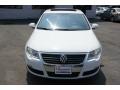 Candy White - Passat 2.0T Sedan Photo No. 2