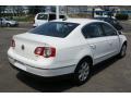 Candy White - Passat 2.0T Sedan Photo No. 5