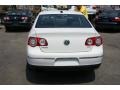 Candy White - Passat 2.0T Sedan Photo No. 6