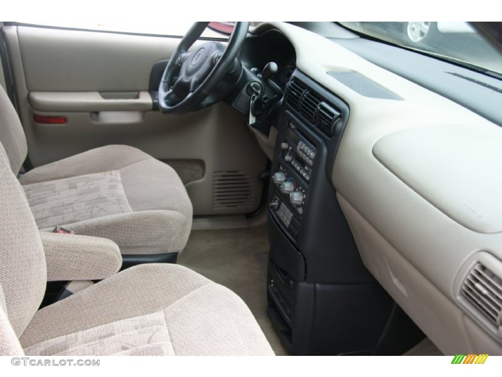2003 Montana  - Light Taupe Metallic / Taupe photo #19