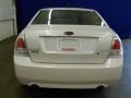 White Suede - Fusion SE V6 Photo No. 7