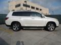 Blizzard White Pearl - Highlander Limited Photo No. 2