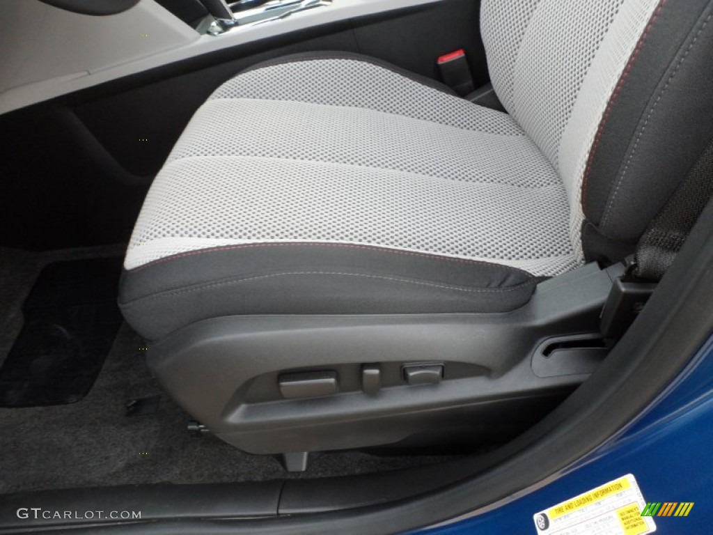 Light Titanium Interior 2010 GMC Terrain SLE Photo #66462189