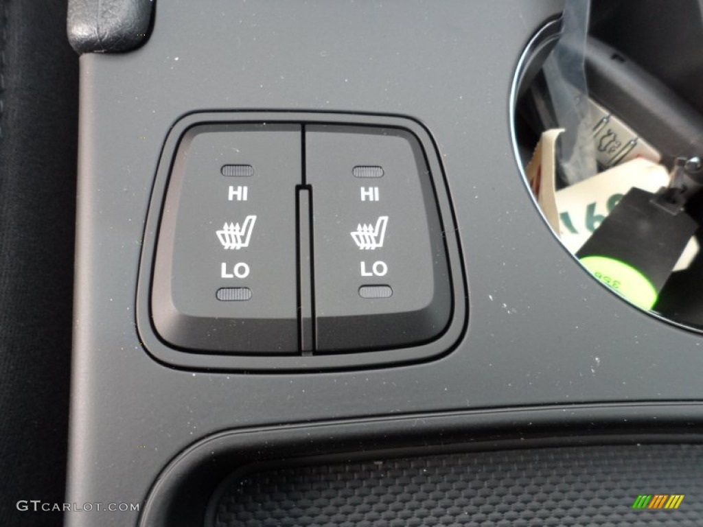 2013 Hyundai Sonata SE 2.0T Controls Photo #66465600