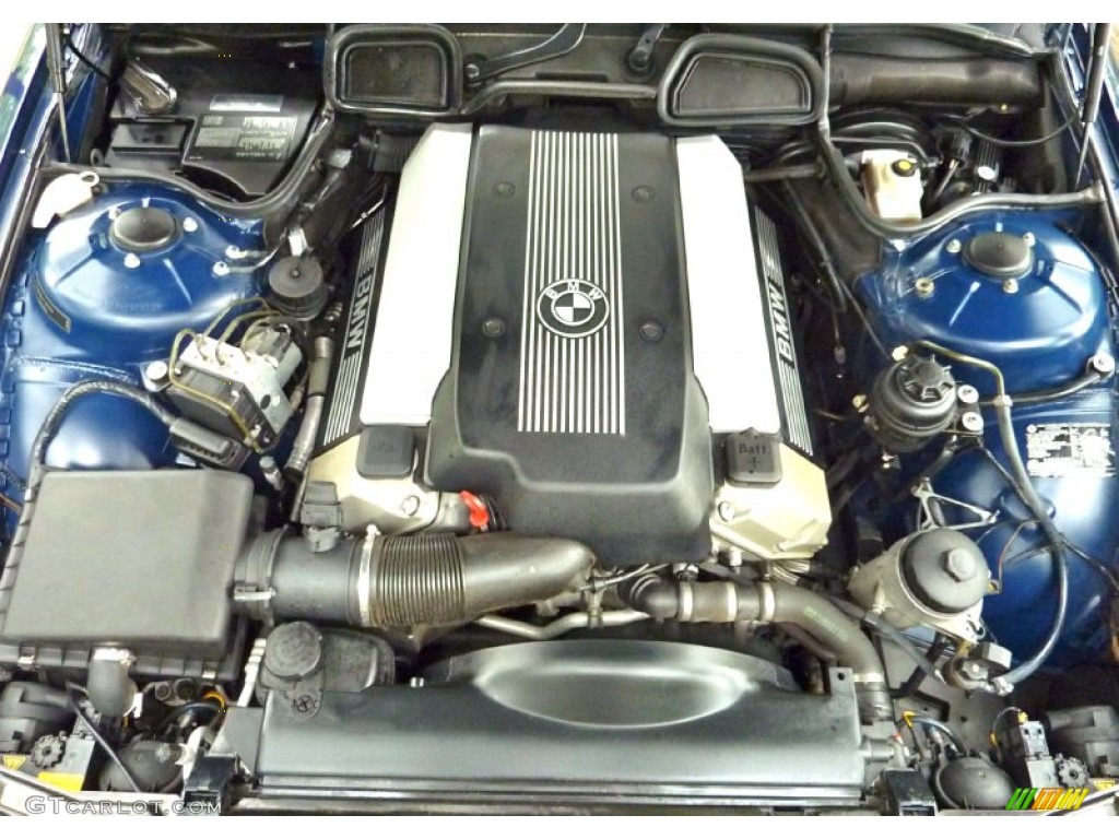 2000 BMW 7 Series 740iL Sedan Engine Photos