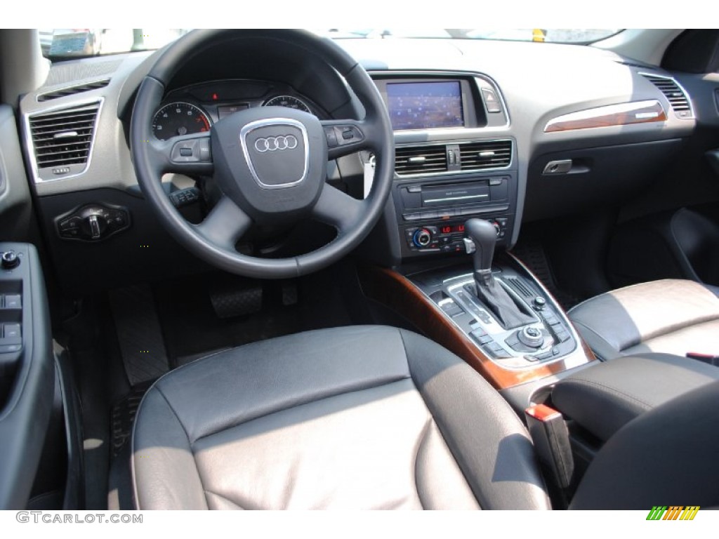 2009 Q5 3.2 Premium quattro - Brilliant Black / Black photo #16