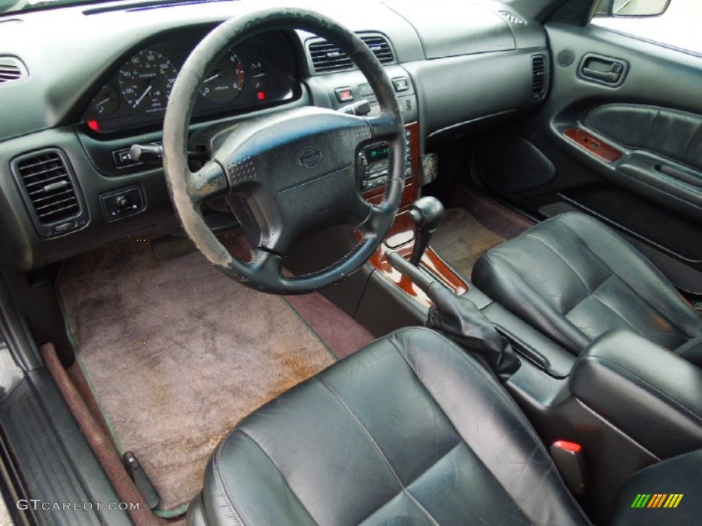 Charcoal Interior 1997 Nissan Maxima GLE Photo #66469463