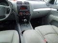 2009 Clear White Kia Borrego LX V6  photo #18