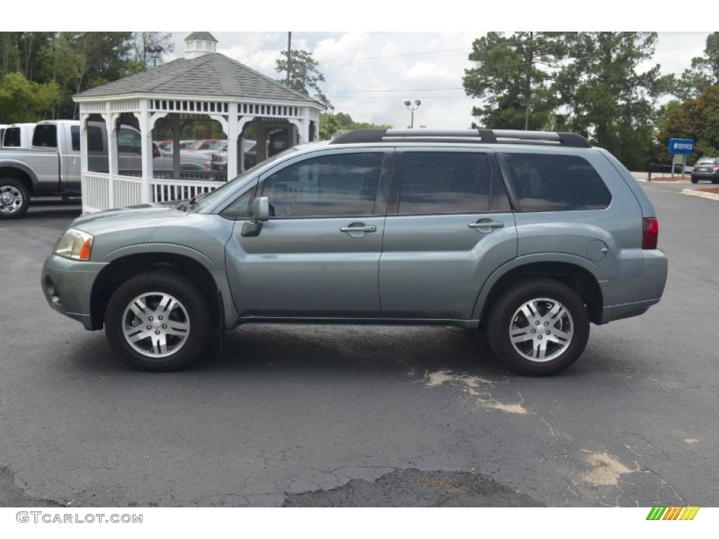 2007 Mitsubishi Endeavor SE Exterior Photos