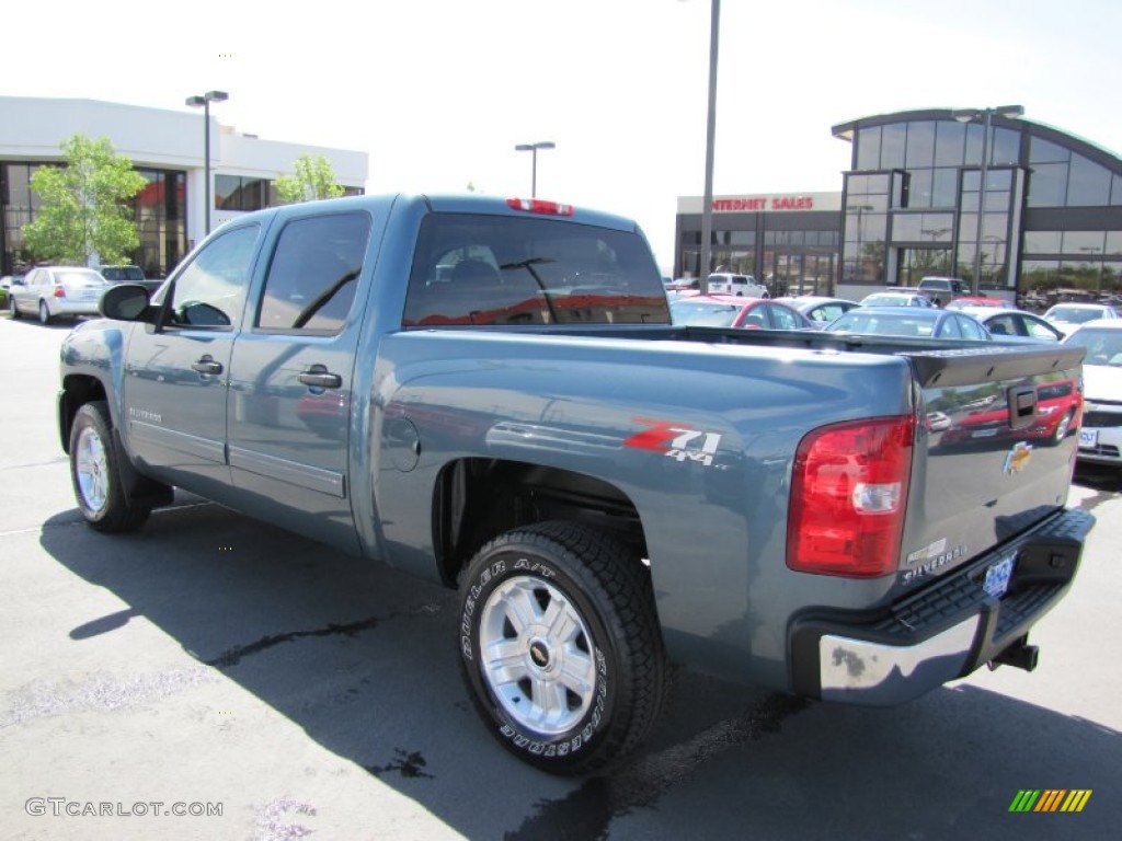 2009 Silverado 1500 LT Z71 Crew Cab 4x4 - Blue Granite Metallic / Ebony photo #5