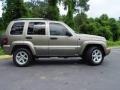 2006 Light Khaki Metallic Jeep Liberty Limited 4x4  photo #2