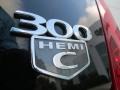 Brilliant Black - 300 C HEMI Photo No. 16