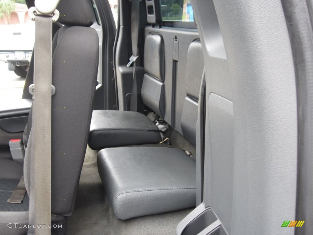 2007 Mitsubishi Raider LS Extended Cab Rear Seat Photo #66492066