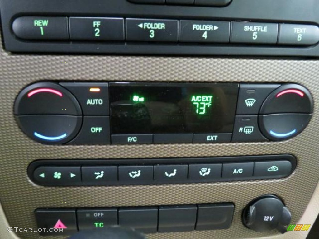 2006 Ford Freestyle SEL AWD Controls Photo #66494619