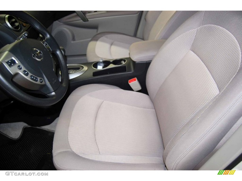 2011 Rogue SV AWD - Pearl White / Gray photo #10
