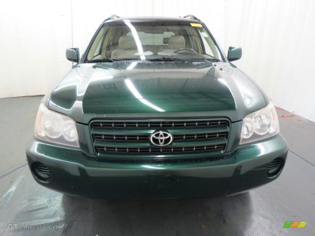 2002 Highlander V6 4WD - Electric Green Mica / Ivory photo #2