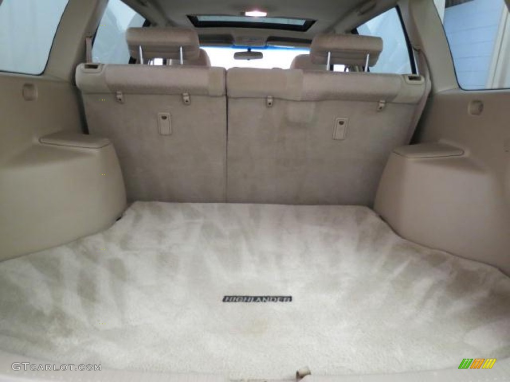 2002 Highlander V6 4WD - Electric Green Mica / Ivory photo #26