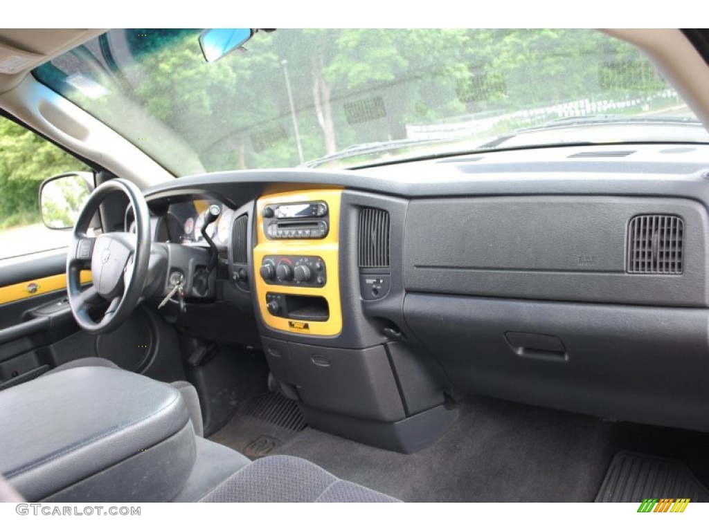 2005 Dodge Ram 1500 SLT Rumble Bee Regular Cab 4x4 Dark Slate Gray Dashboard Photo #66500127