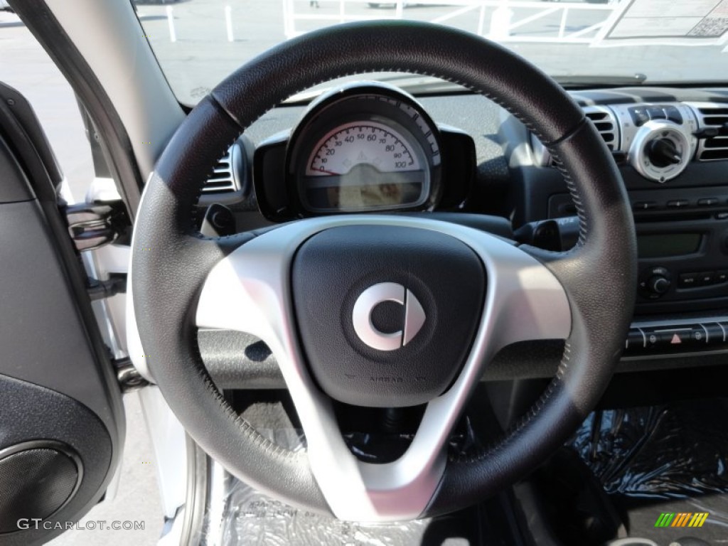 2010 Smart fortwo passion coupe Steering Wheel Photos