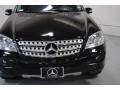 Black - ML 350 4Matic Photo No. 4