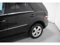 Obsidian Black Metallic - ML 350 4Matic Photo No. 9