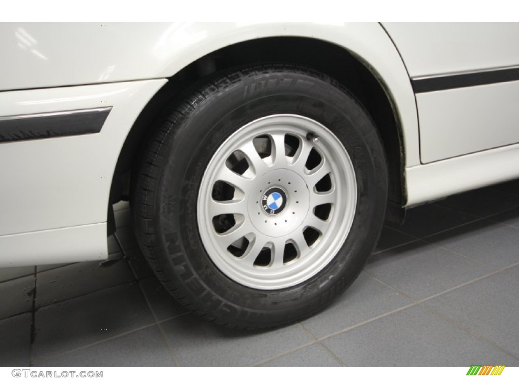 2000 BMW 5 Series 528i Sedan Wheel Photo #66502659