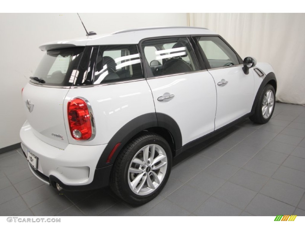 Light White 2012 Mini Cooper S Countryman Exterior Photo #66510762