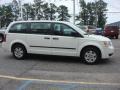 Stone White - Grand Caravan SE Photo No. 7