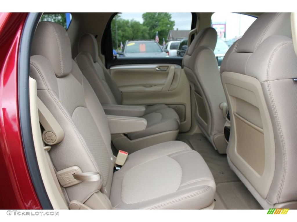 Tan Interior 2010 Saturn Outlook XE Photo #66513057
