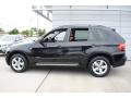 Black Sapphire Metallic - X5 xDrive30i Photo No. 3
