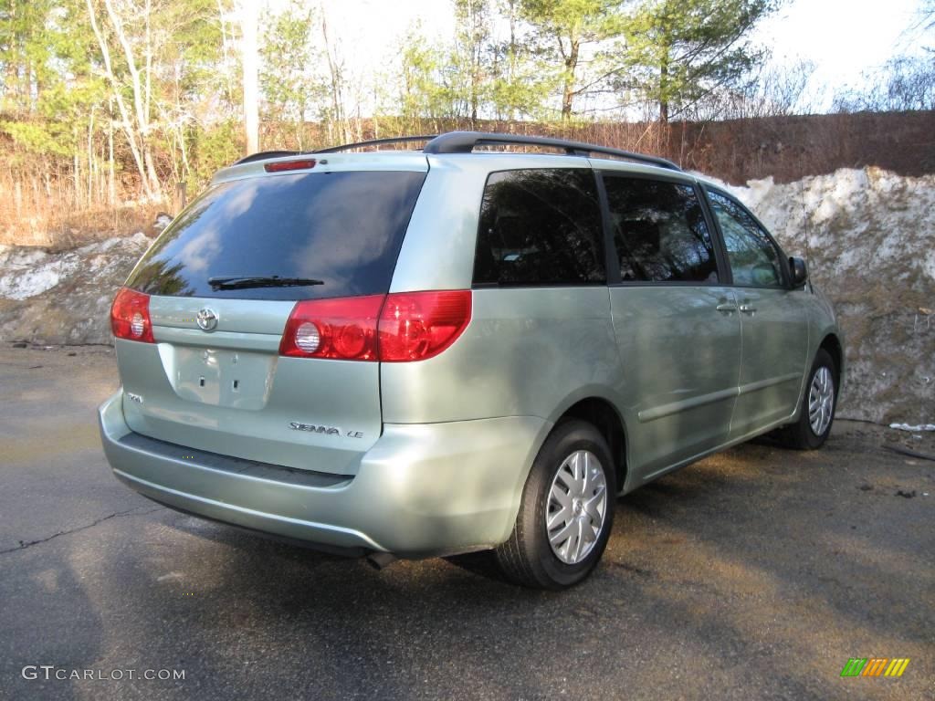 2008 Sienna LE - Silver Pine Mica / Stone photo #11