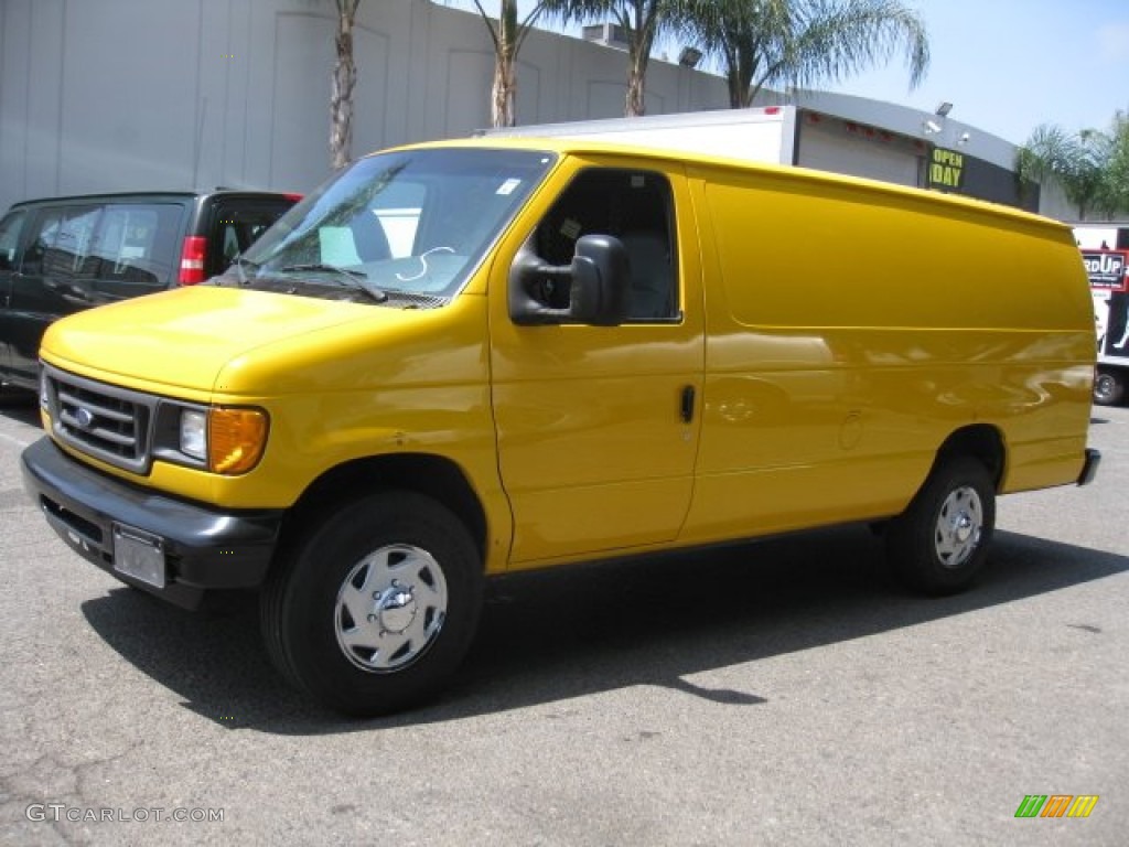 2007 E Series Van E250 Commercial - Fleet Yellow / Medium Flint Grey photo #3