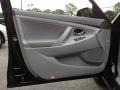 Black - Camry LE Photo No. 24