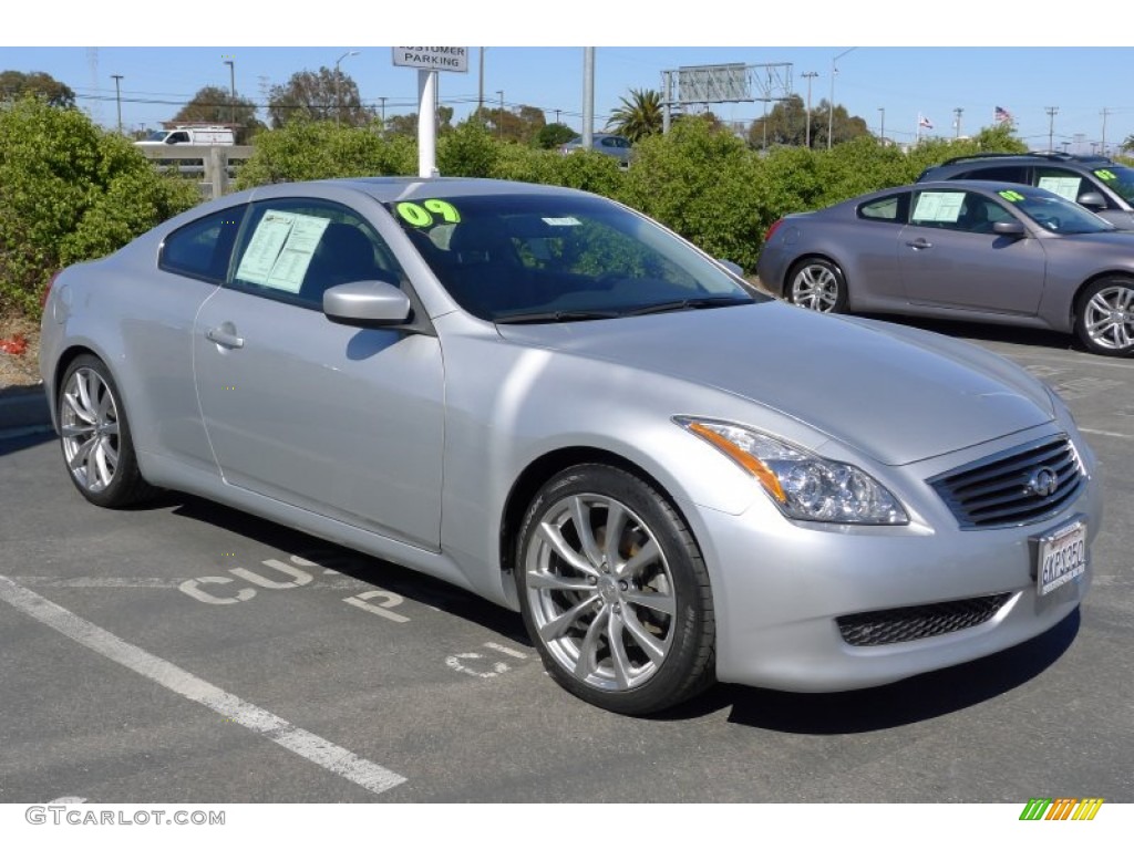 2009 G 37 Journey Coupe - Liquid Platinum / Graphite photo #1