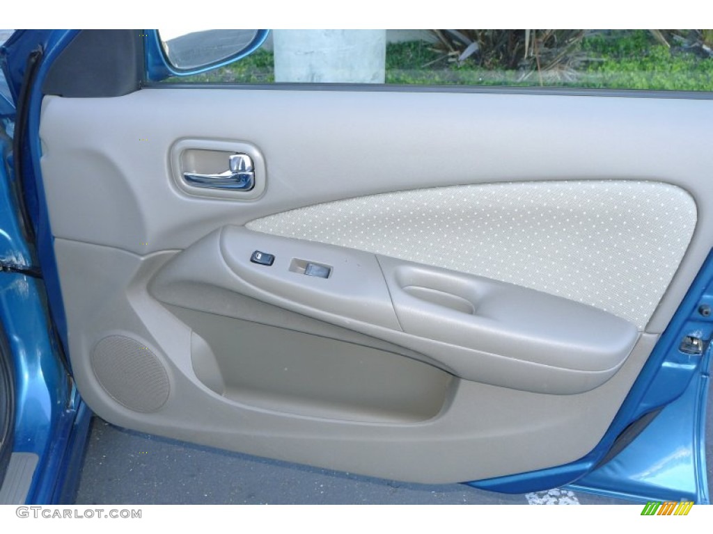 2002 Nissan Sentra SE-R Door Panel Photos
