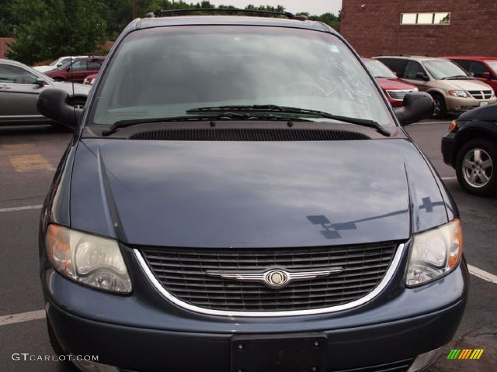 2001 Town & Country LXi - Steel Blue Pearl / Sandstone photo #8