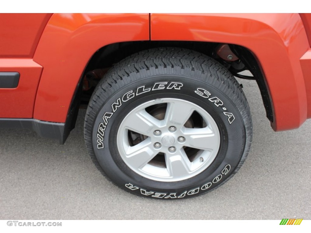 2009 Liberty Sport 4x4 - Sunburst Orange Pearl / Pastel Pebble Beige Mckinley Leather photo #9