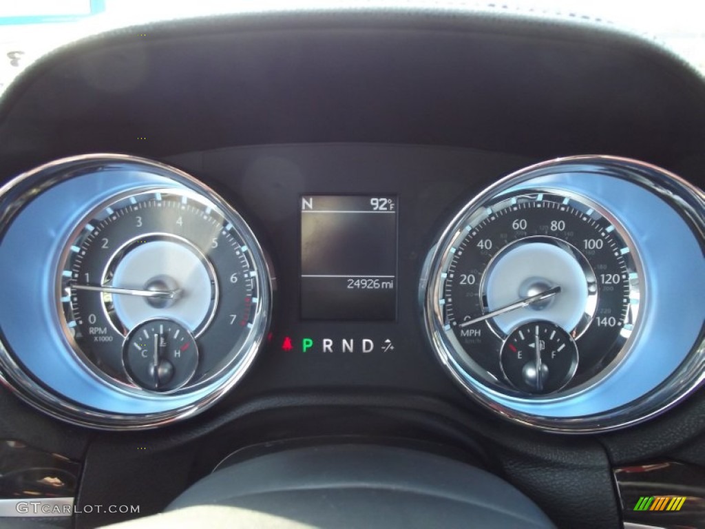 2011 Chrysler 300 Limited Gauges Photo #66519804