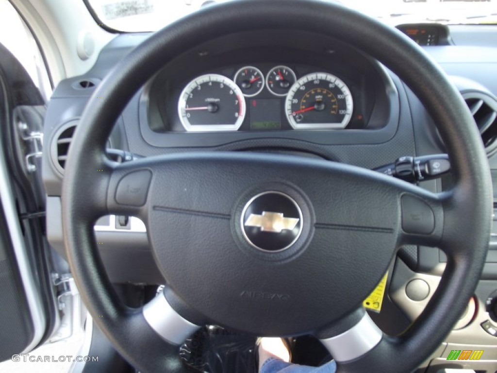 2010 Aveo LT Sedan - Cosmic Silver / Charcoal photo #10