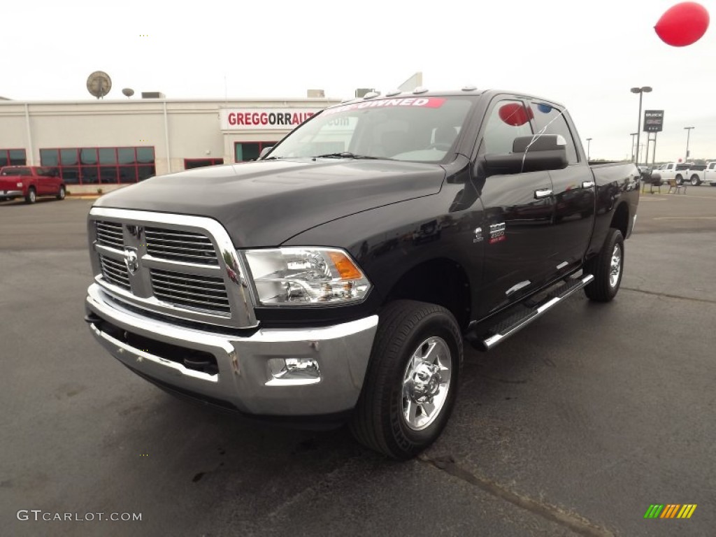 Brilliant Black Crystal Pearl Dodge Ram 2500 HD