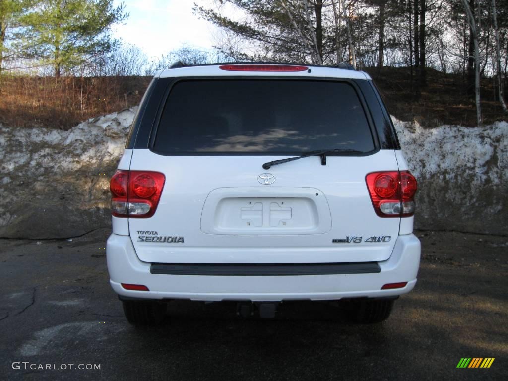 2006 Sequoia SR5 4WD - Natural White / Light Charcoal photo #10