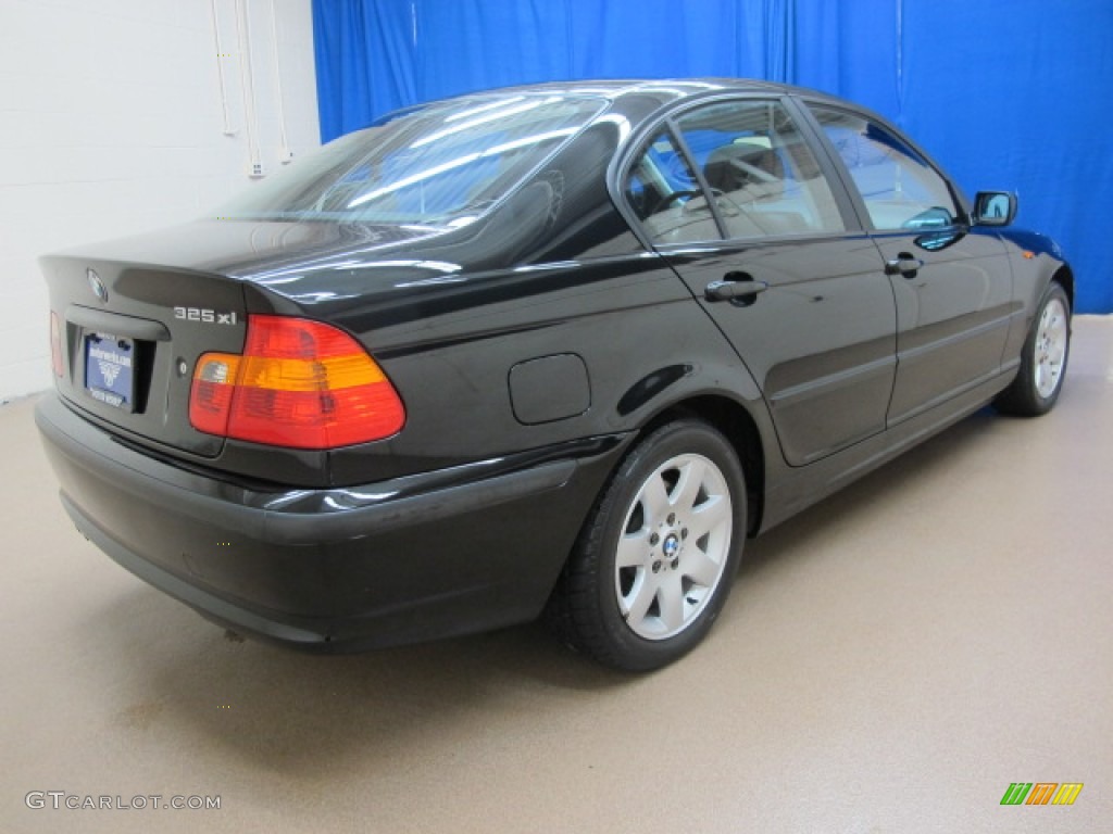 2002 3 Series 325xi Sedan - Jet Black / Black photo #8