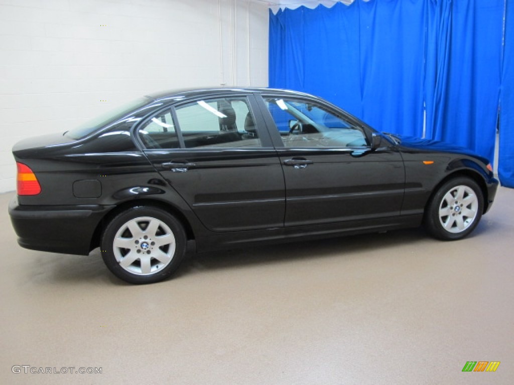 2002 3 Series 325xi Sedan - Jet Black / Black photo #9