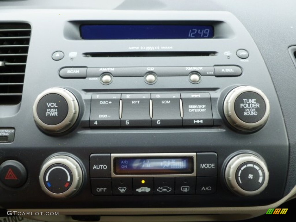 2006 Honda Civic Hybrid Sedan Controls Photo #66525153