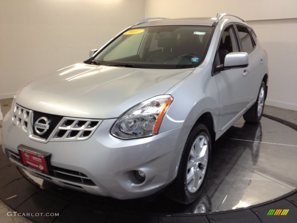 2011 Rogue SL AWD - Silver Ice Metallic / Black photo #1