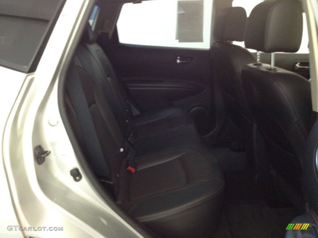 2011 Rogue SL AWD - Silver Ice Metallic / Black photo #8