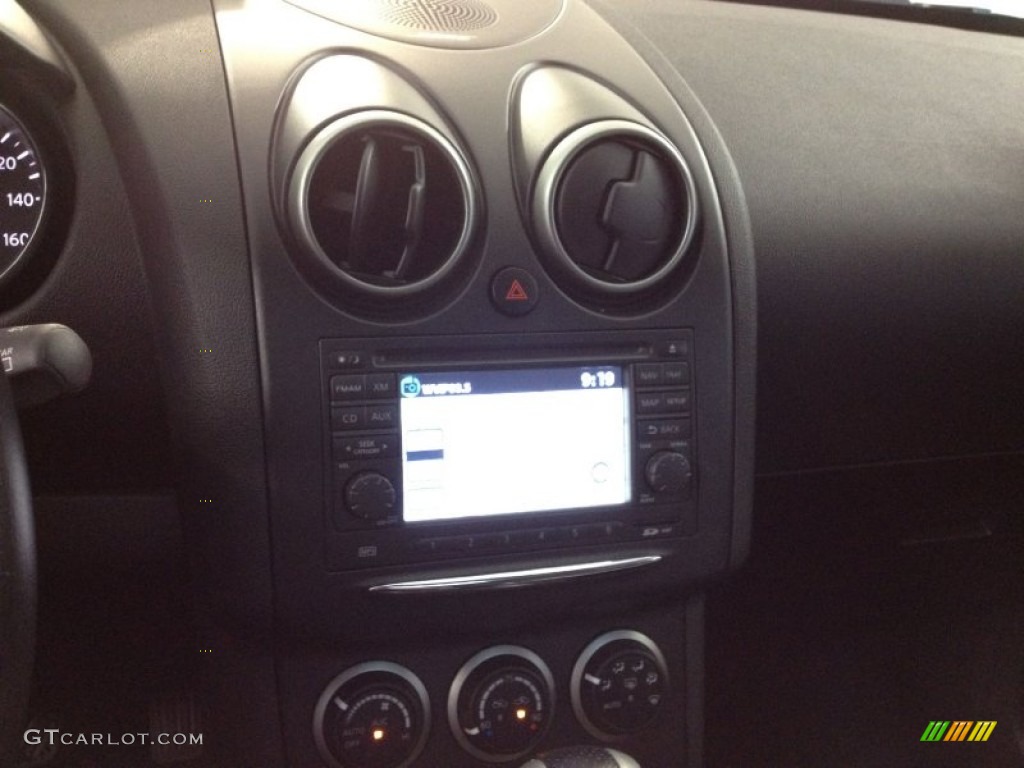 2011 Rogue SL AWD - Platinum Graphite / Black photo #18