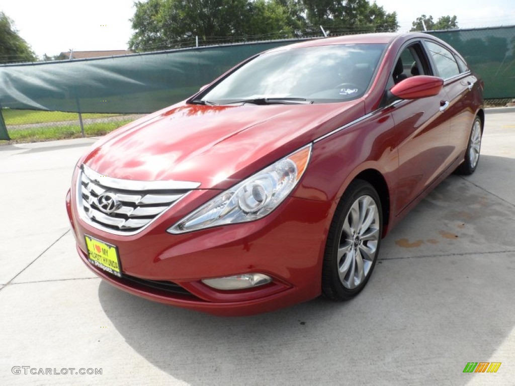 2011 Sonata SE 2.0T - Venetian Red / Black photo #7
